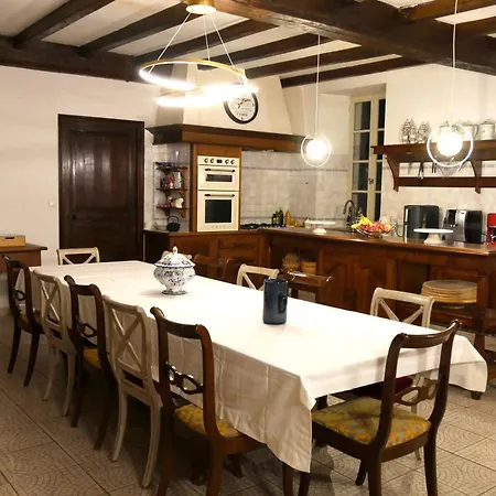 Belle Demeure Charentaise - Piscine Chauffee