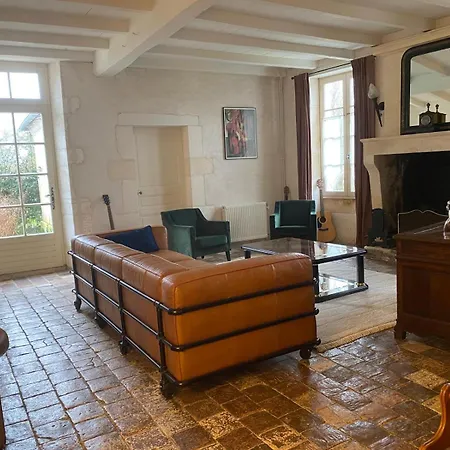 Belle Demeure Charentaise - Piscine Chauffée Villa *