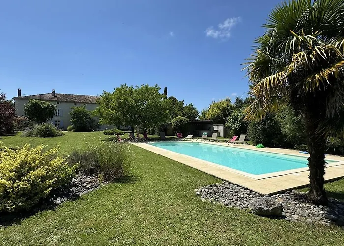 Belle Demeure Charentaise - Piscine Chauffee Saint-Palais-du-Ne
