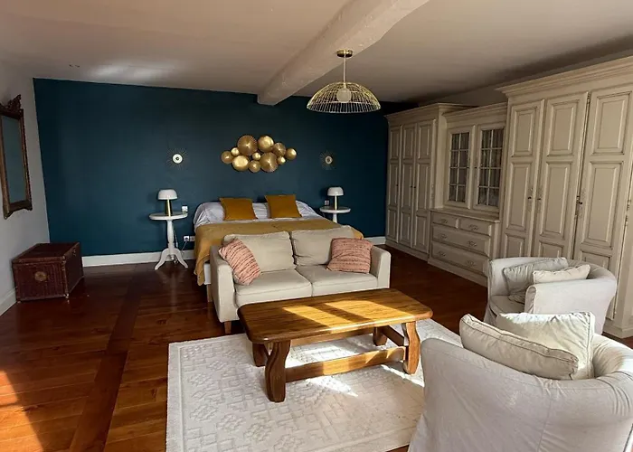 Belle Demeure Charentaise - Piscine Chauffee Villa *