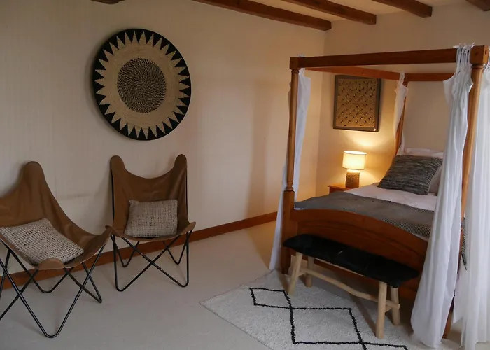 Belle Demeure Charentaise - Piscine Chauffee Villa