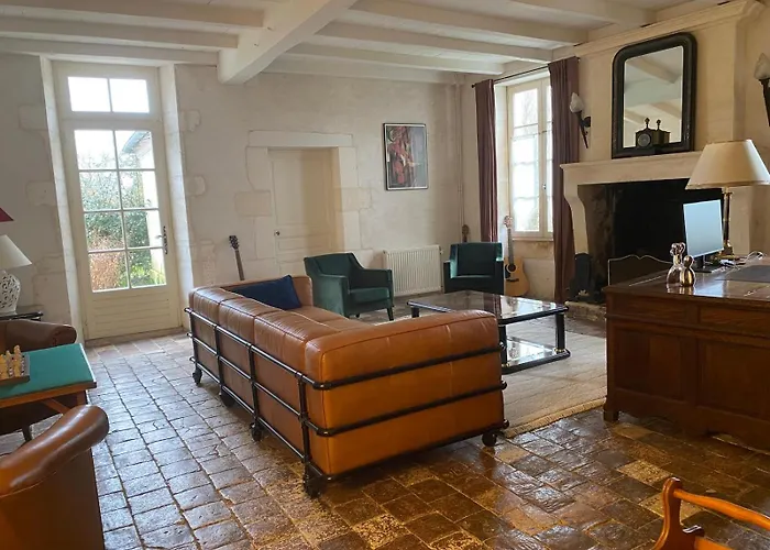 Belle Demeure Charentaise - Piscine Chauffee Villa *