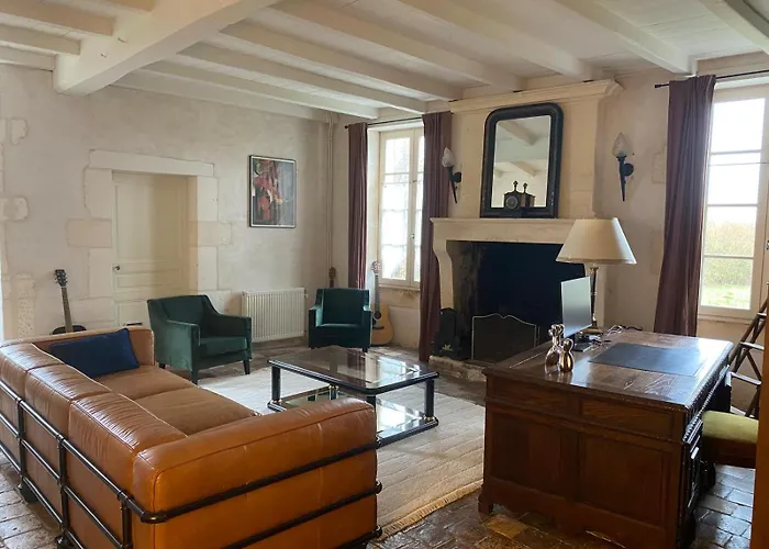 Belle Demeure Charentaise - Piscine Chauffee Villa *