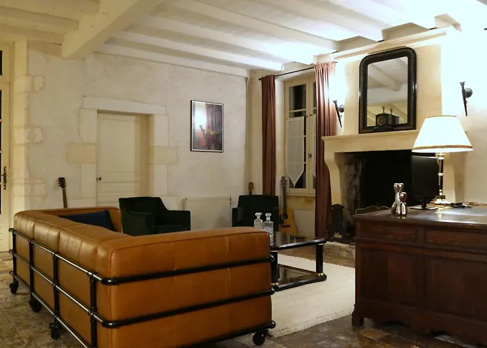 Belle Demeure Charentaise - Piscine Chauffee Villa