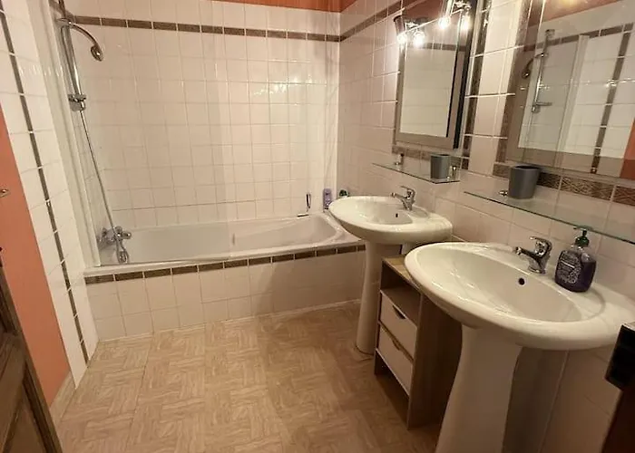 Belle Demeure Charentaise - Piscine Chauffee Villa *